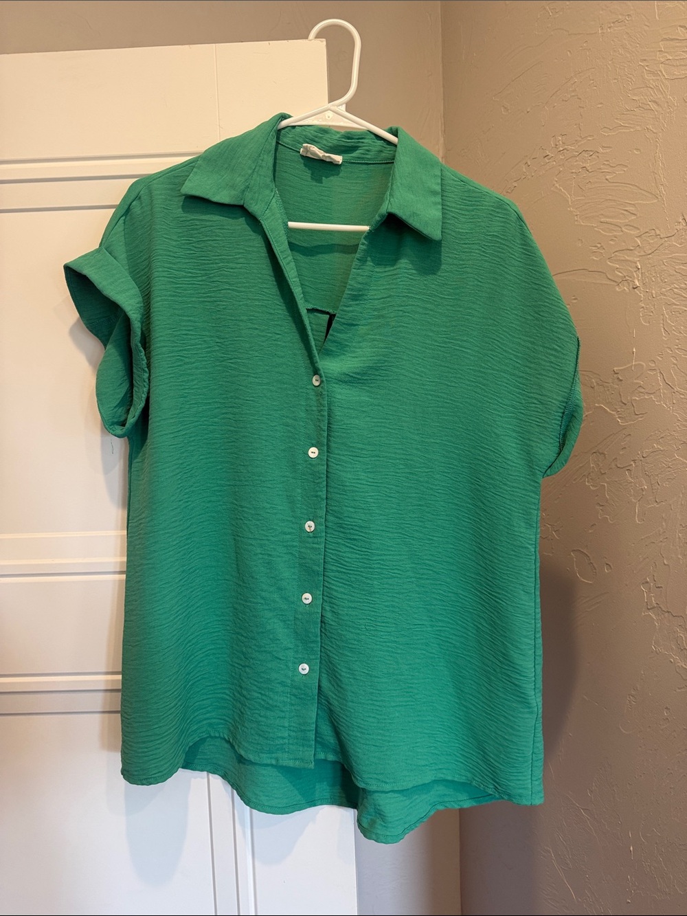 ANDREE BY UNIT Emerald Green Short Sleeve Button-Down Shirt